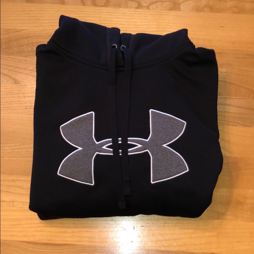 Under Armour Sweatshirt